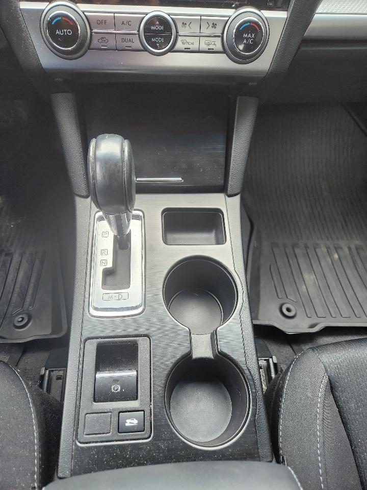 Subaru Legacy 2.5i Premium 2017