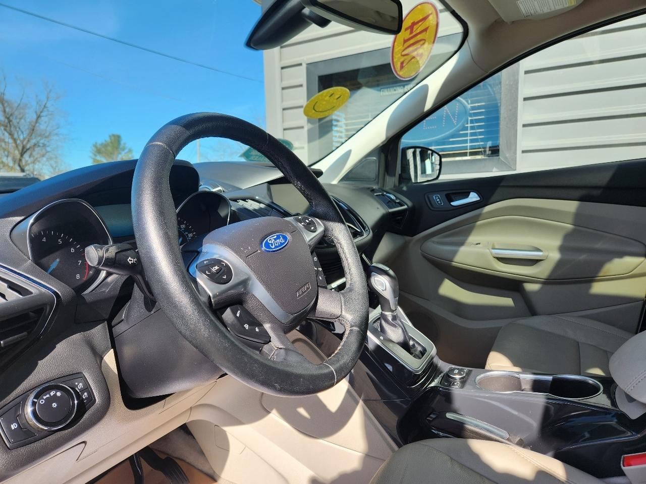 Ford Escape FWD 4dr Titanium 2014