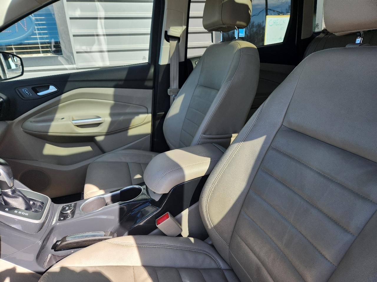 Ford Escape FWD 4dr Titanium 2014