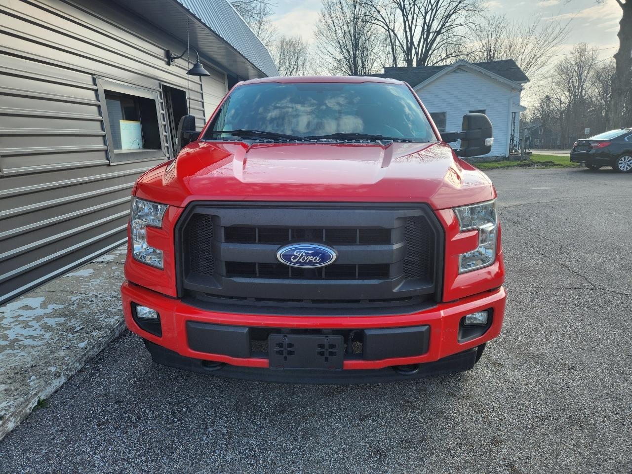 Ford F-150 4WD SuperCab 163" Lariat w/HD Payload Pkg 2015