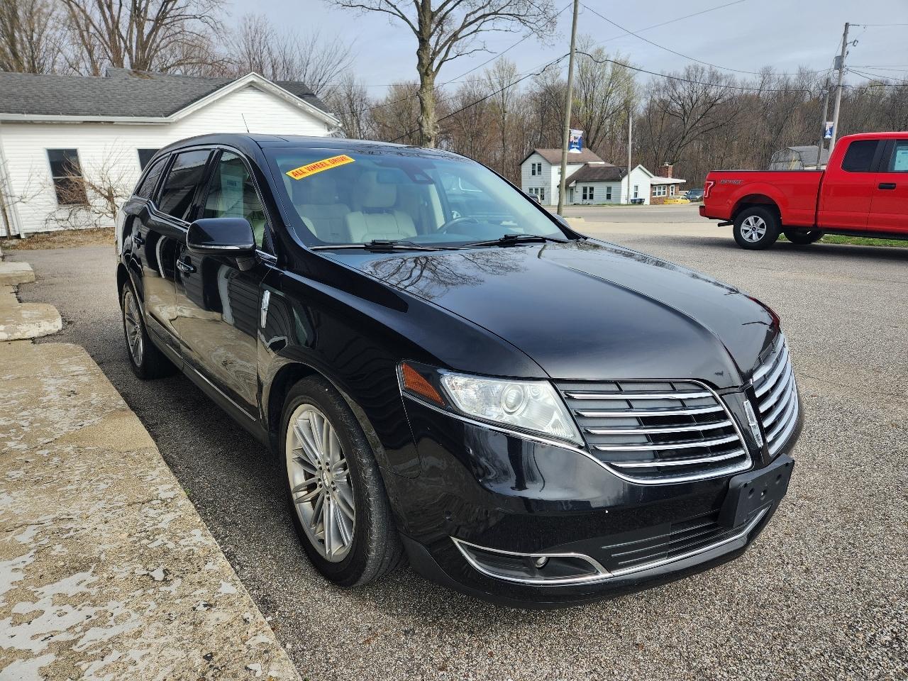 Lincoln MKT 3.5L AWD Standard 2019
