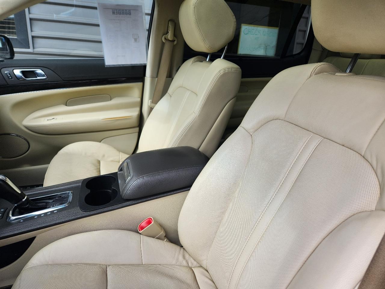 Lincoln MKT 3.5L AWD Standard 2019