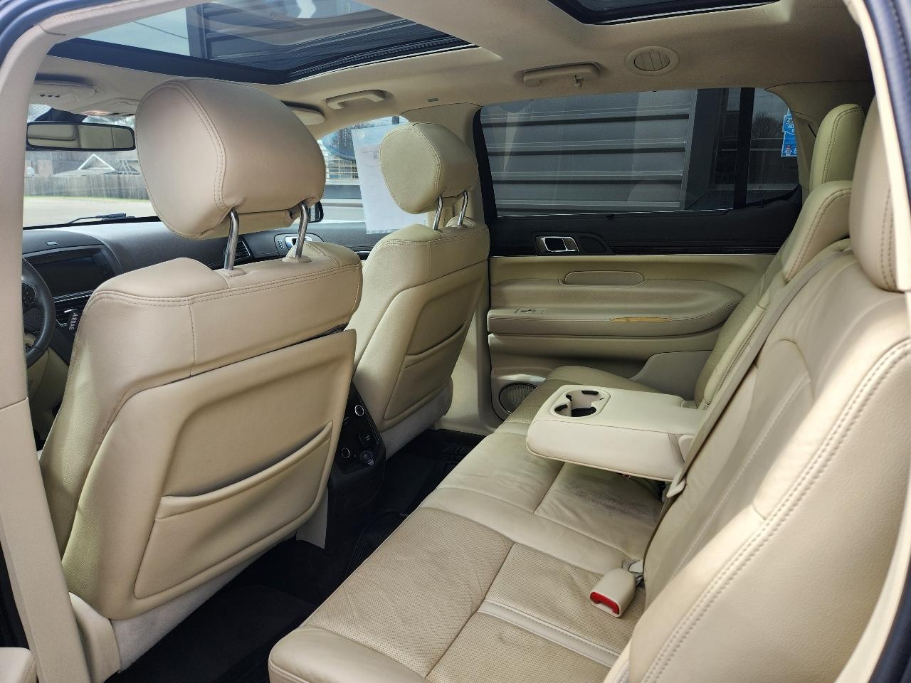 Lincoln MKT 3.5L AWD Standard 2019