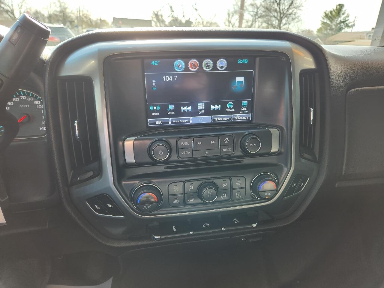 Chevrolet Silverado 1500 4WD Crew Cab 143.5" LT w/2LT 2017