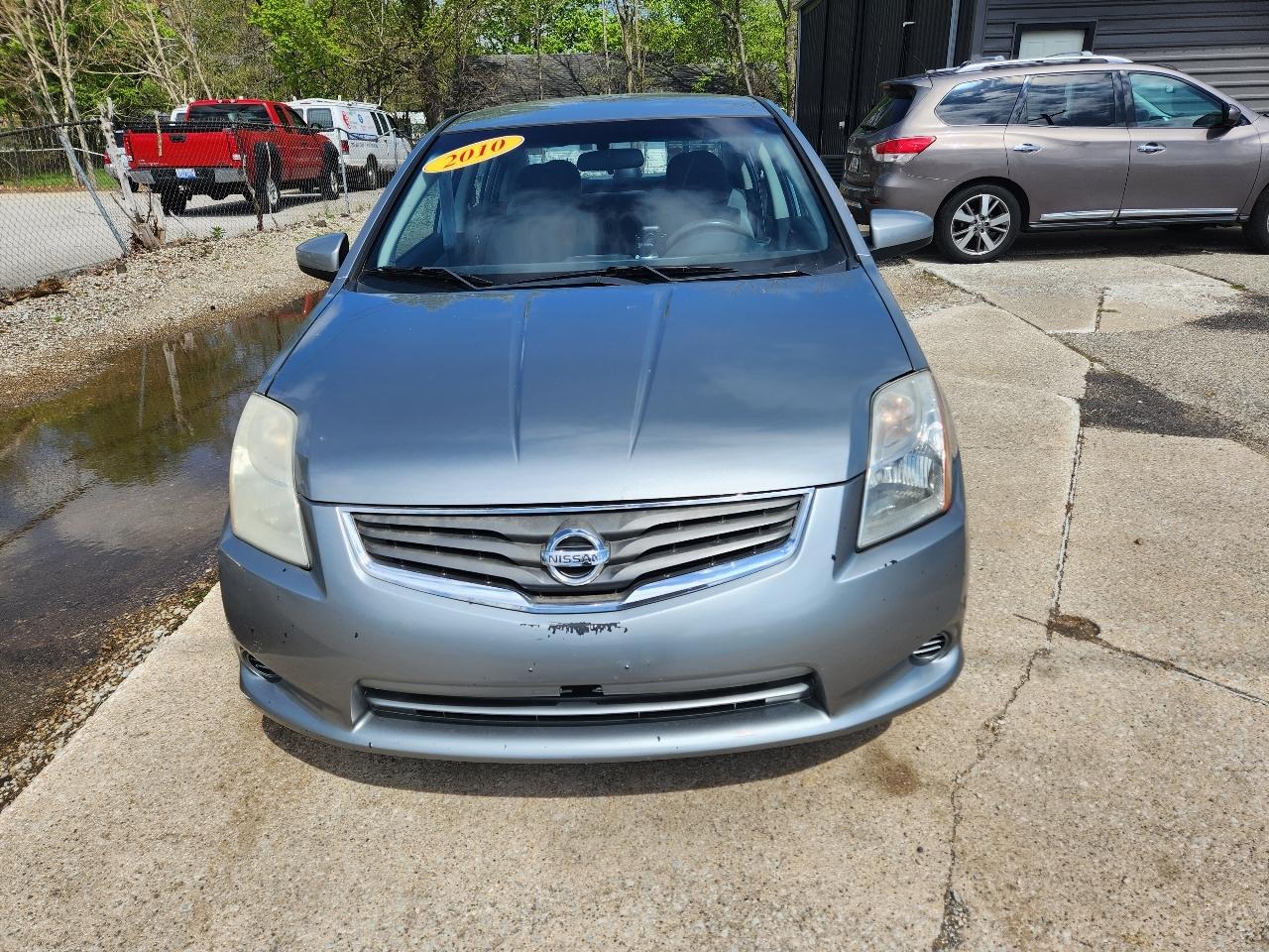 Nissan Sentra 4dr Sdn I4 CVT 2.0 2010