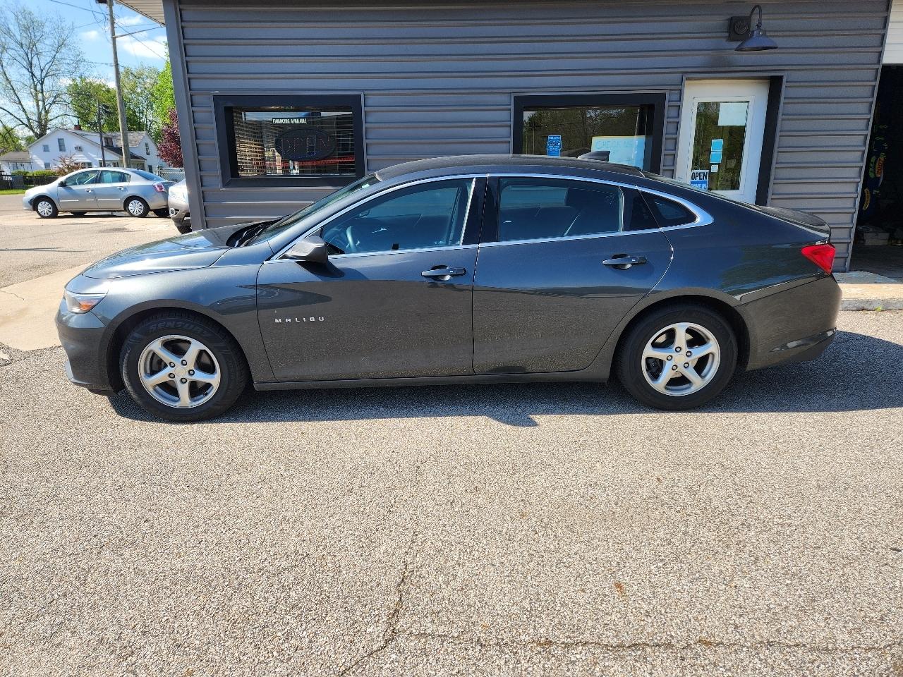 Chevrolet Malibu 4dr Sdn LS w/1FL 2018