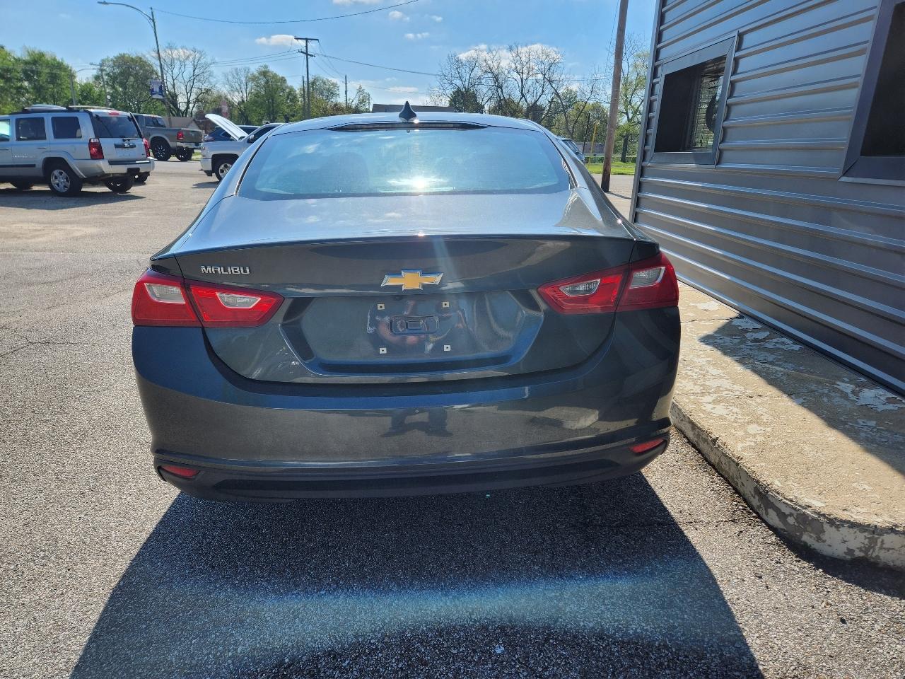 Chevrolet Malibu 4dr Sdn LS w/1FL 2018