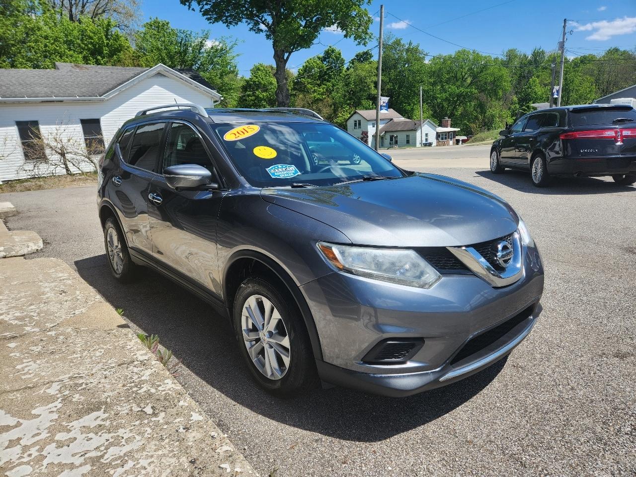 Nissan Rogue AWD 4dr SV 2015