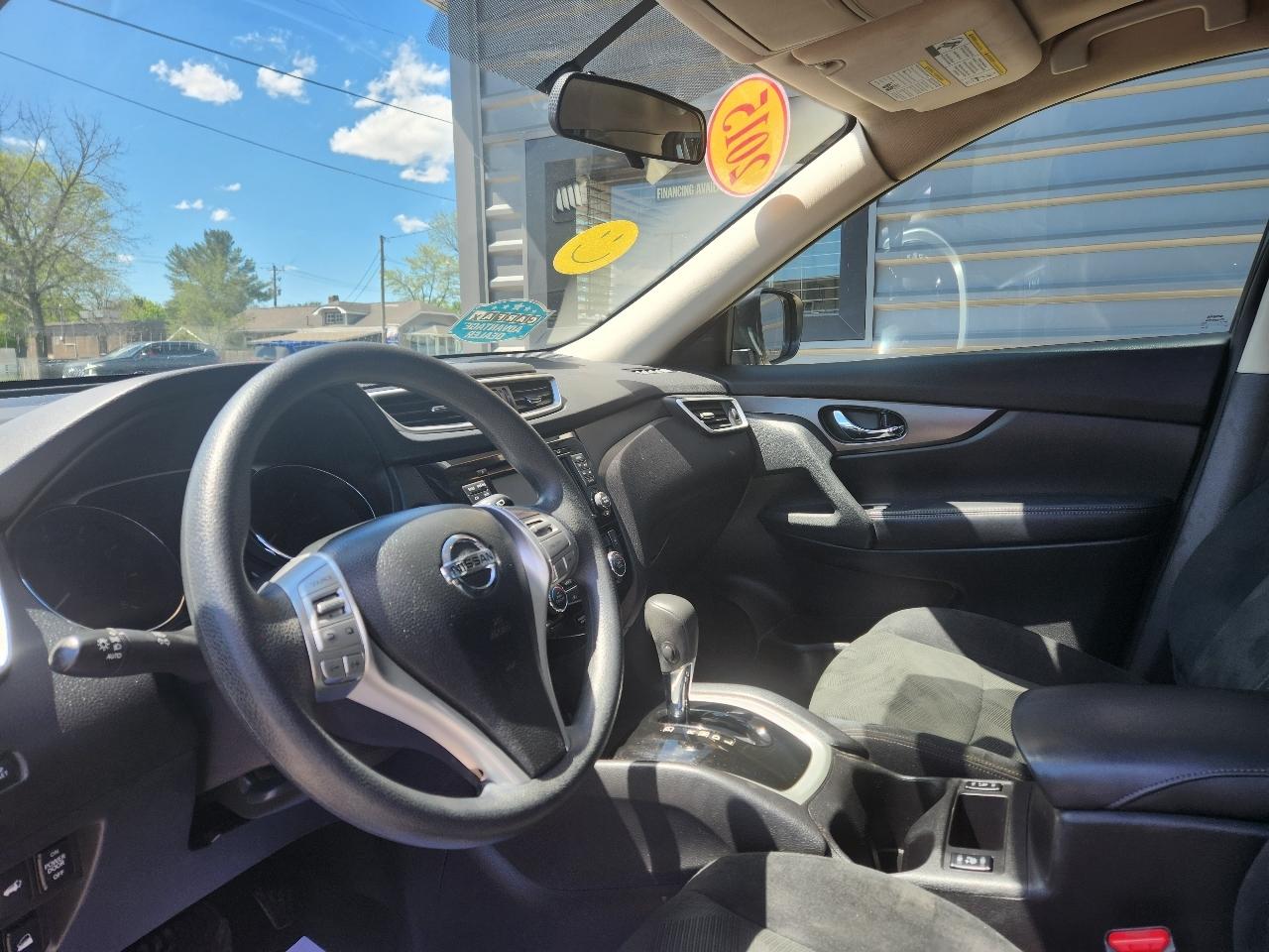 Nissan Rogue AWD 4dr SV 2015