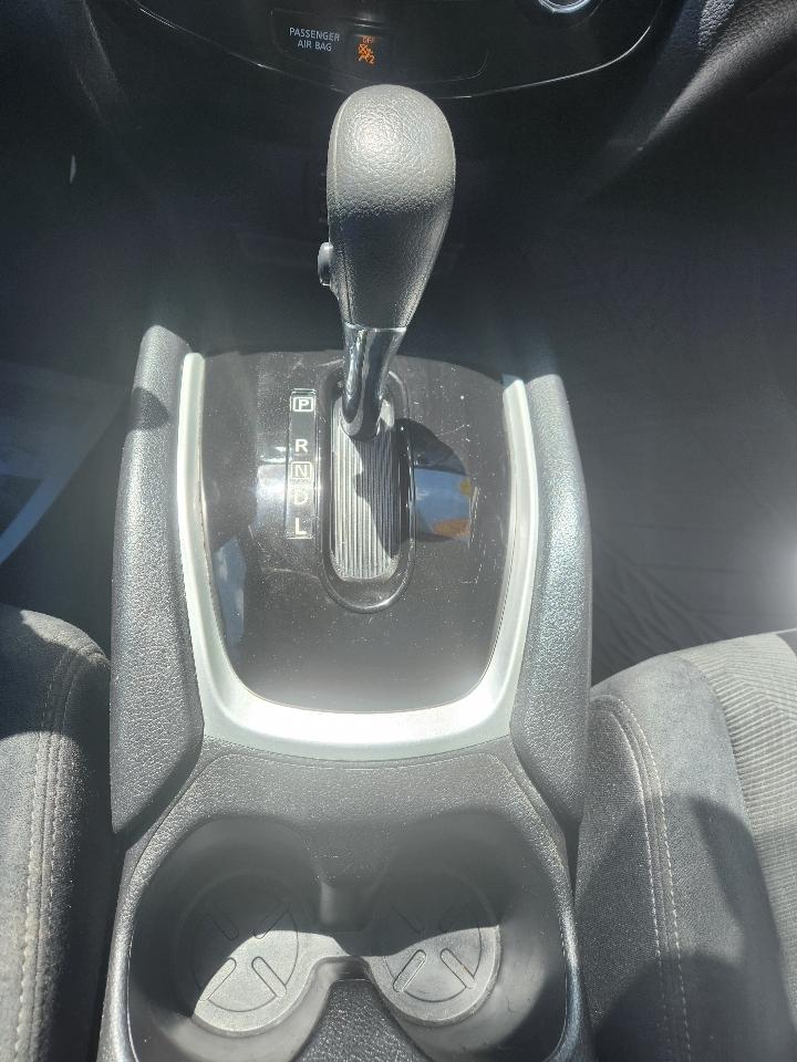 Nissan Rogue AWD 4dr SV 2015