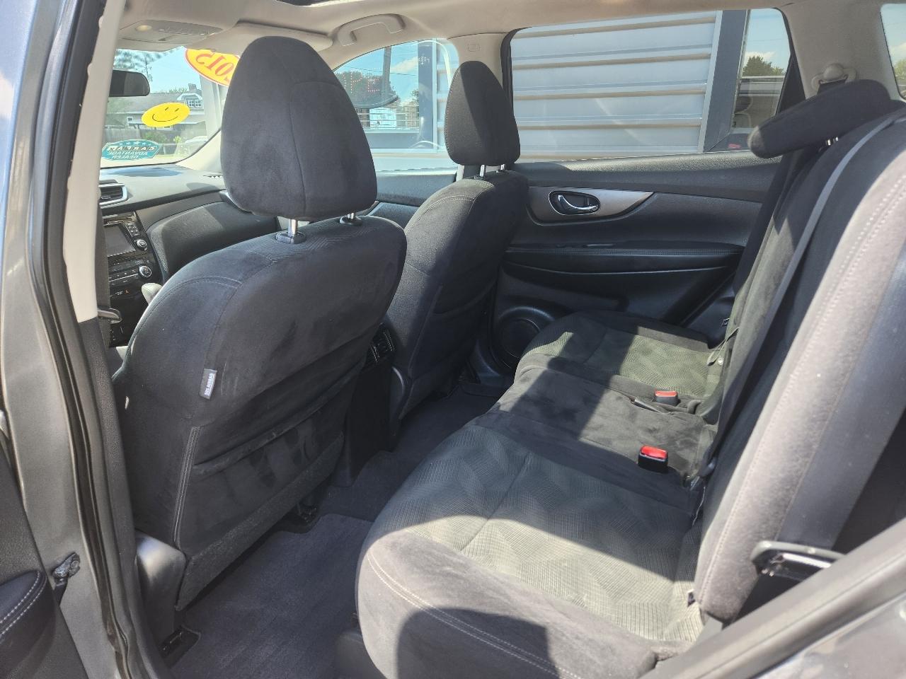 Nissan Rogue AWD 4dr SV 2015