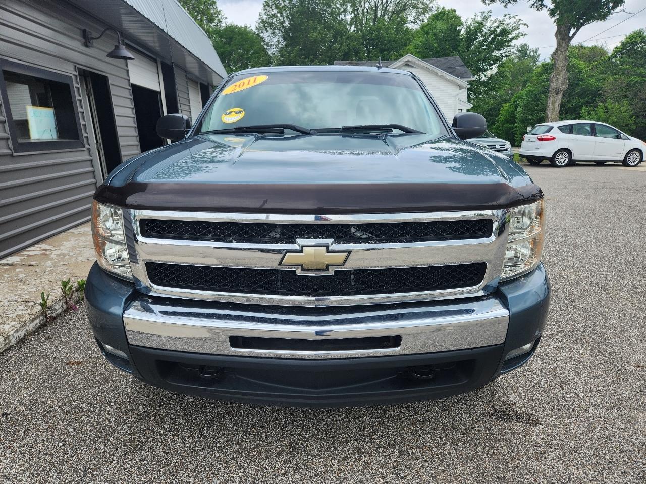 Chevrolet Silverado 1500 4WD Crew Cab 143.5" LT 2011