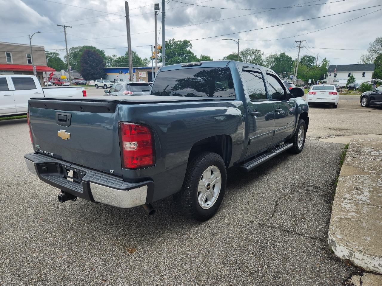 Chevrolet Silverado 1500 4WD Crew Cab 143.5" LT 2011