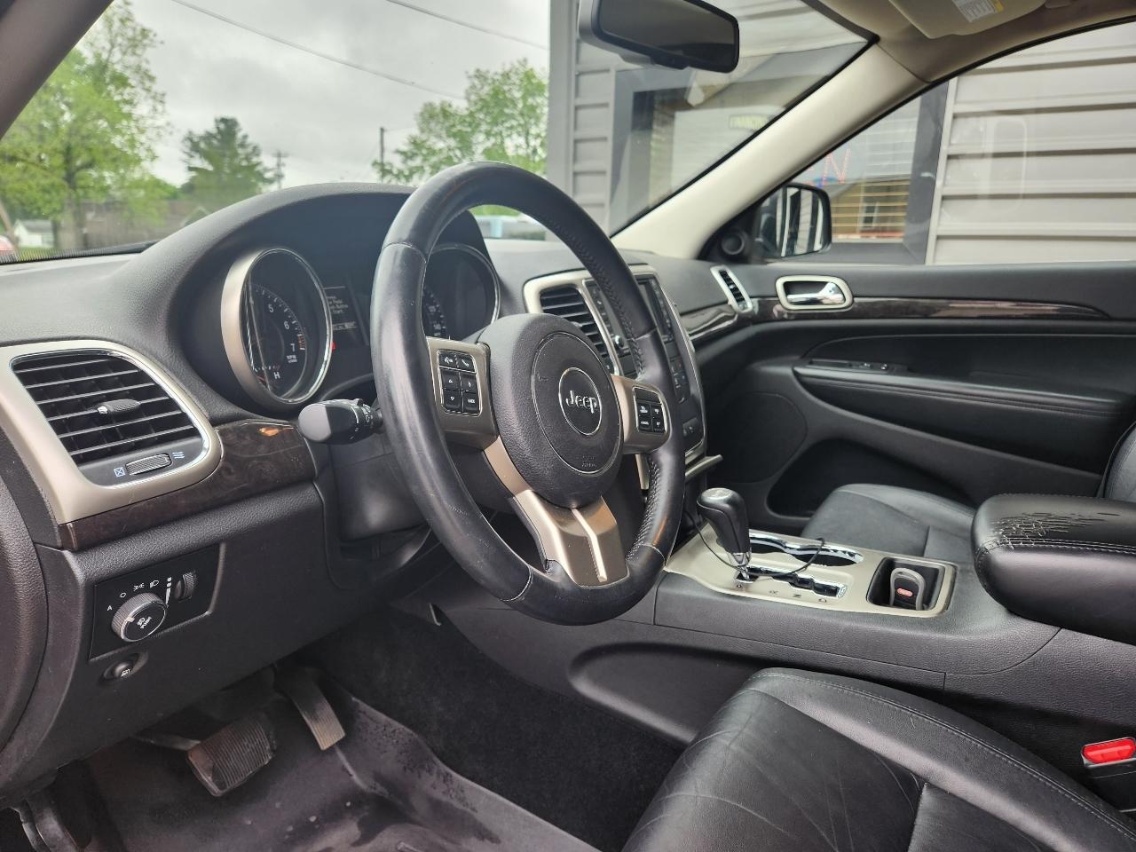 Jeep Grand Cherokee 4WD 4dr Laredo 2012