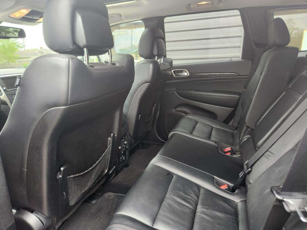 Jeep Grand Cherokee 4WD 4dr Laredo 2012