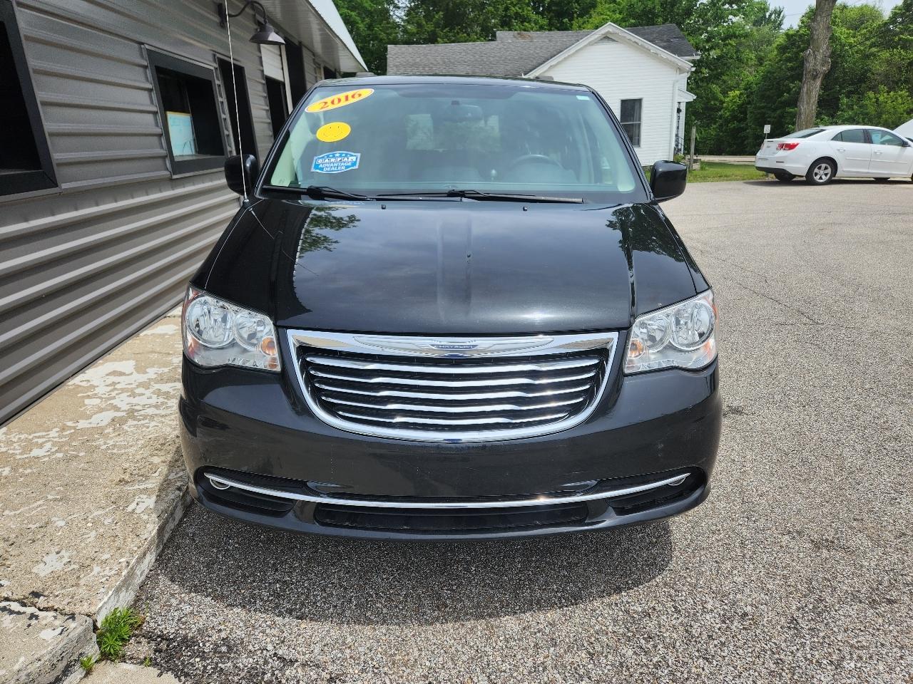 Chrysler Town & Country 4dr Wgn Touring 2016
