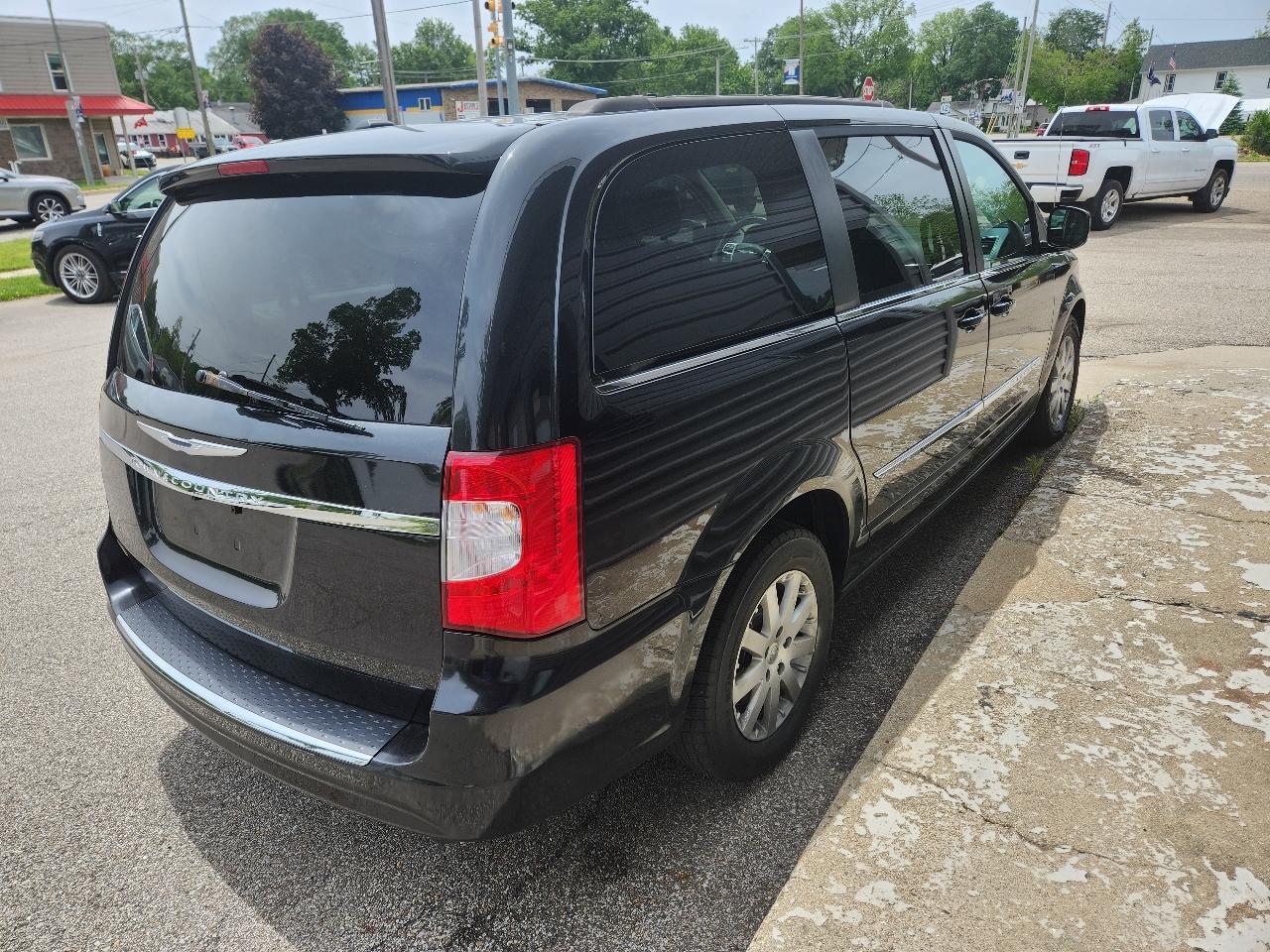 Chrysler Town & Country 4dr Wgn Touring 2016