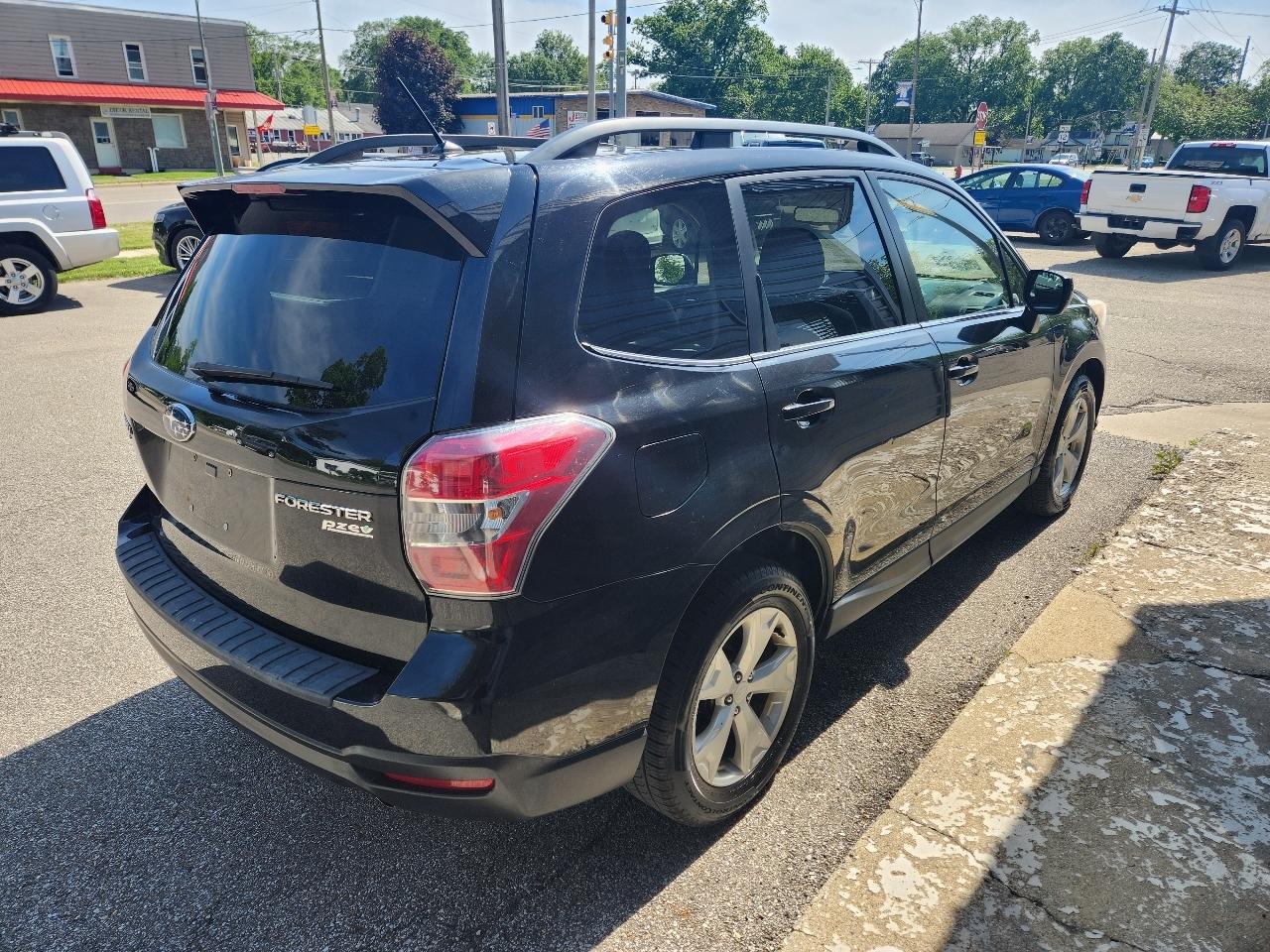 Subaru Forester 4dr CVT 2.5i Limited PZEV 2015