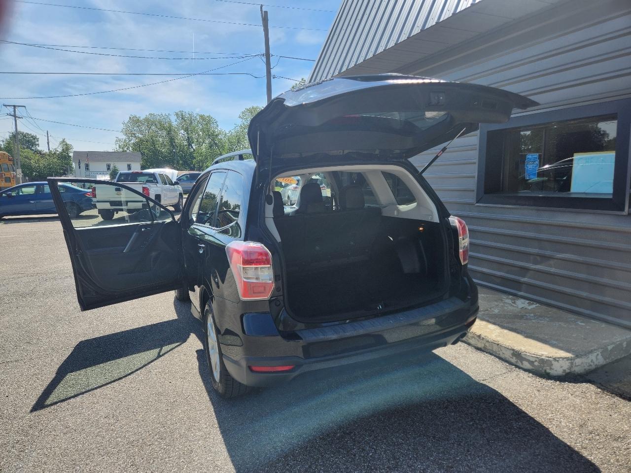 Subaru Forester 4dr CVT 2.5i Limited PZEV 2015