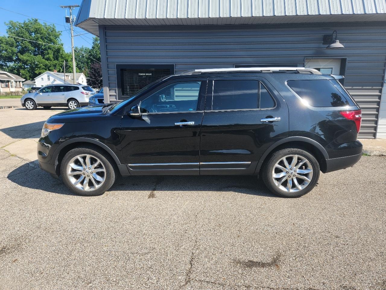 Ford Explorer 4WD 4dr XLT 2013
