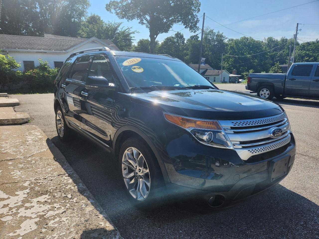 Ford Explorer 4WD 4dr XLT 2013