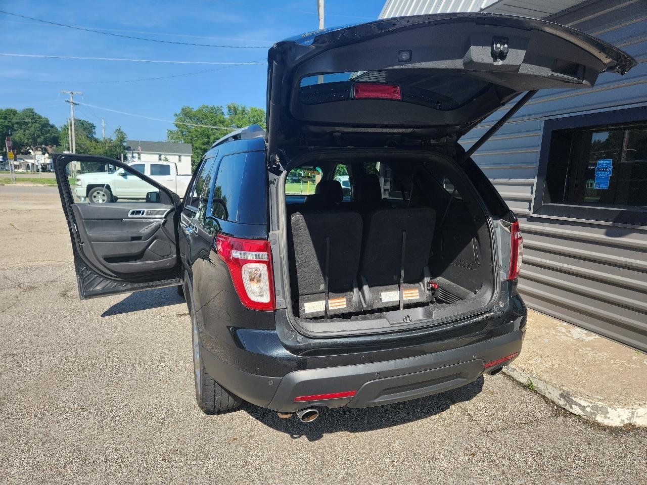 Ford Explorer 4WD 4dr XLT 2013