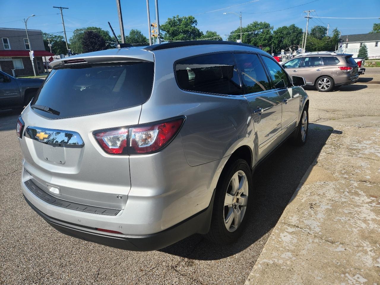 Chevrolet Traverse FWD 4dr LT w/1LT 2017