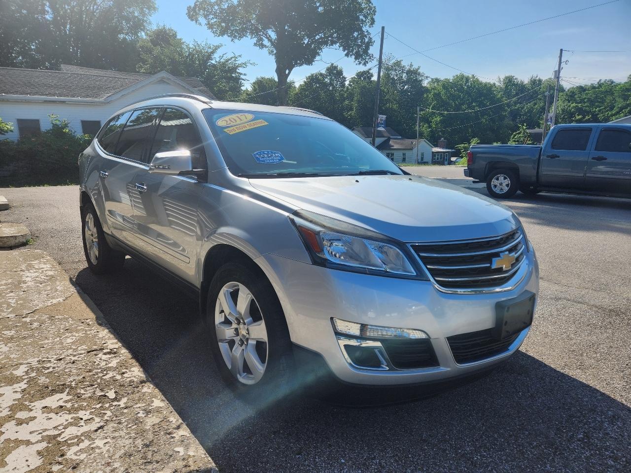 Chevrolet Traverse FWD 4dr LT w/1LT 2017