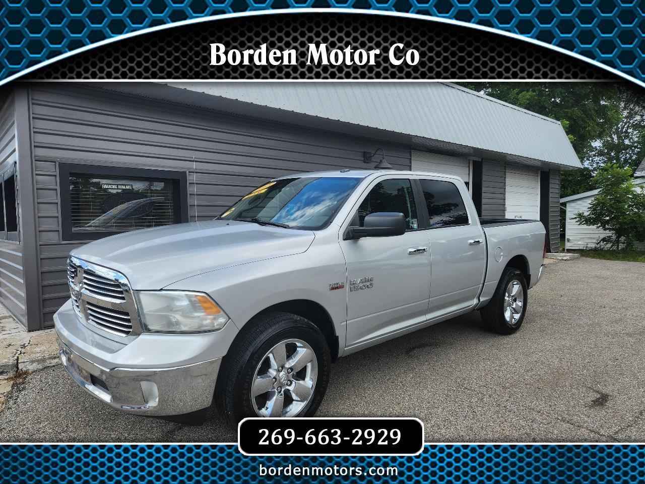 2015 RAM 1500 4WD Crew Cab 140.5" Big Horn
