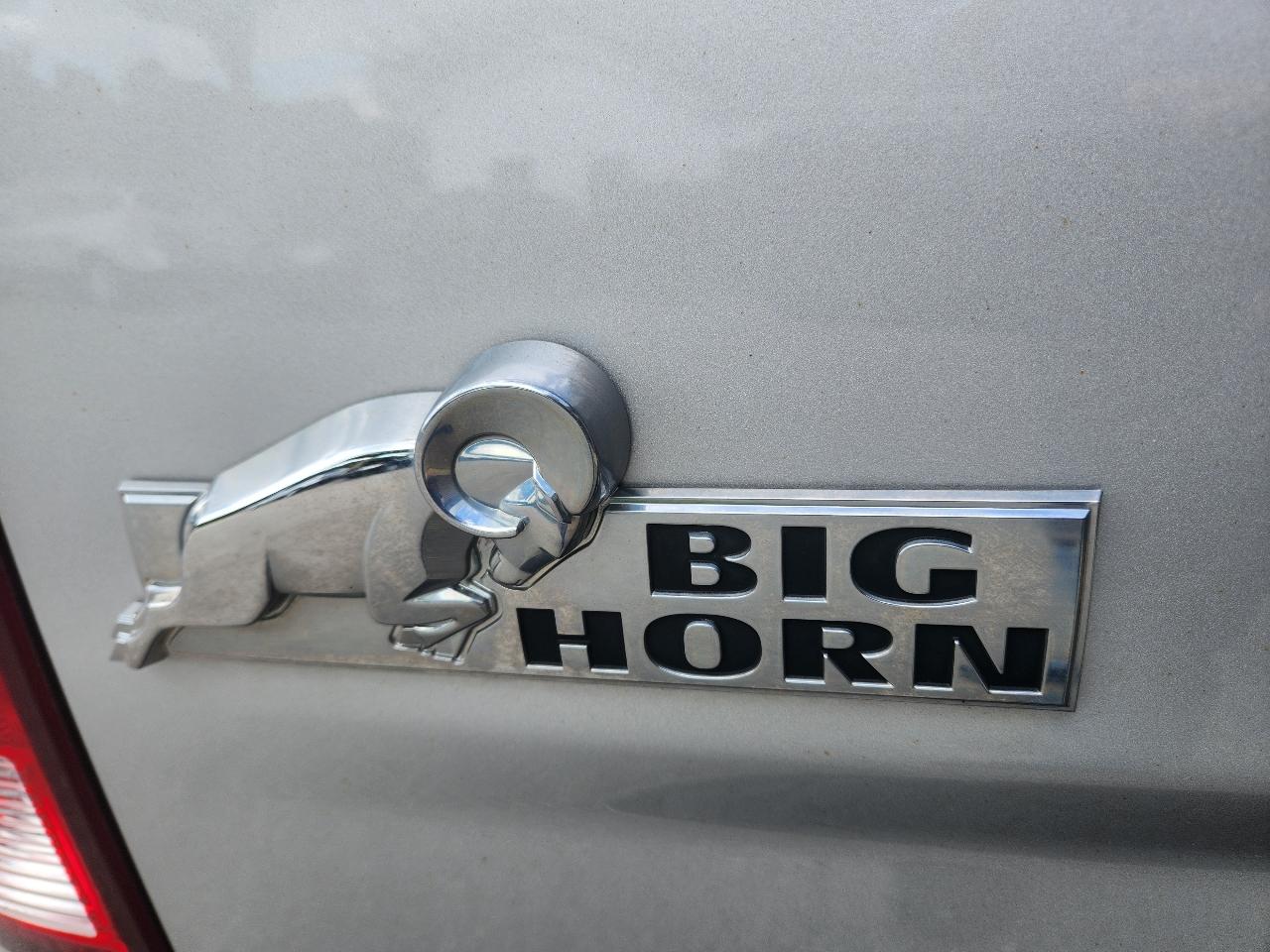 RAM 1500 4WD Crew Cab 140.5" Big Horn 2015