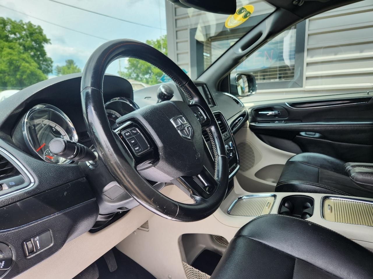 Dodge Grand Caravan SXT Wagon 2020