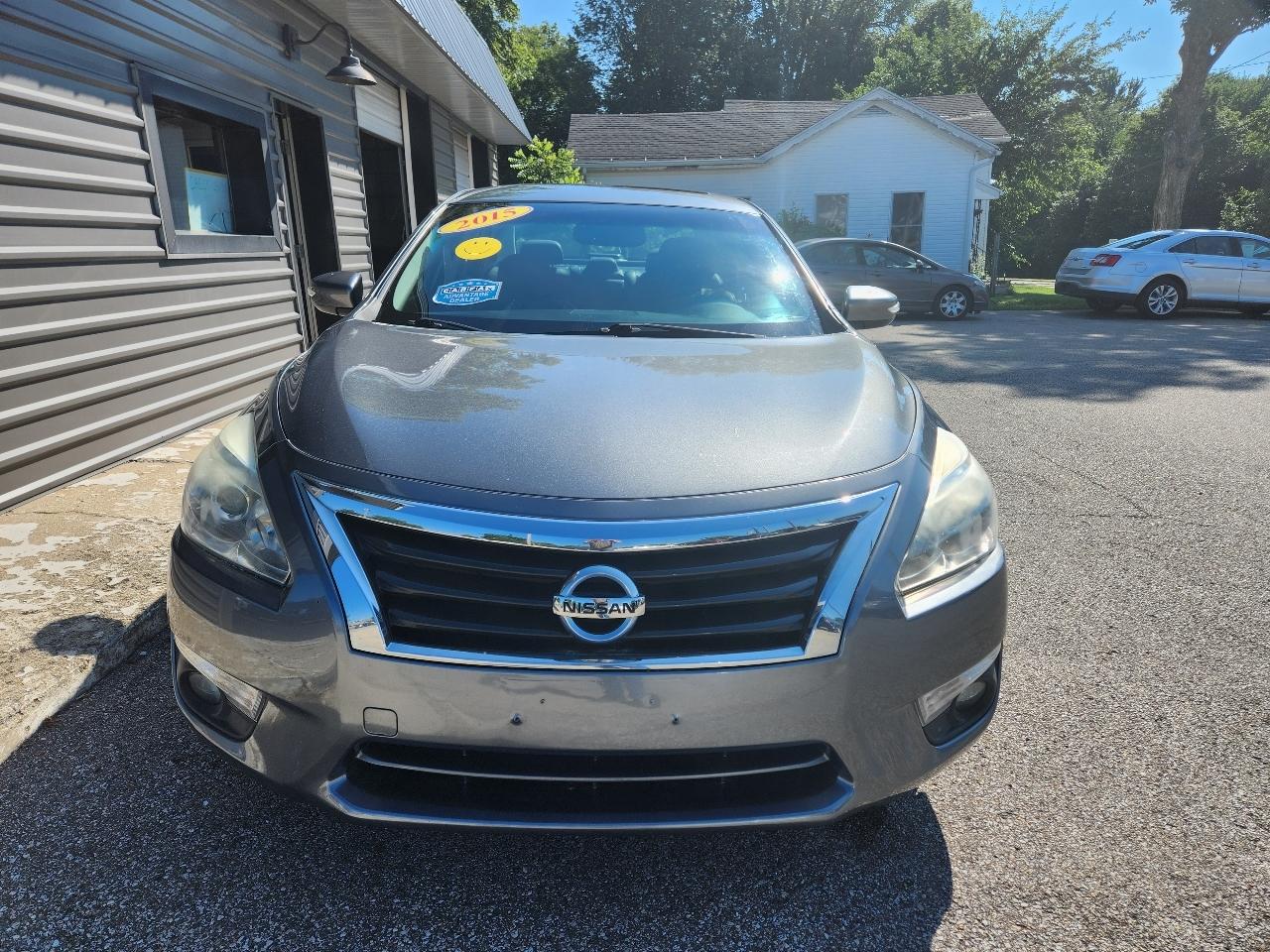 Nissan Altima 4dr Sdn I4 2.5 SL 2015