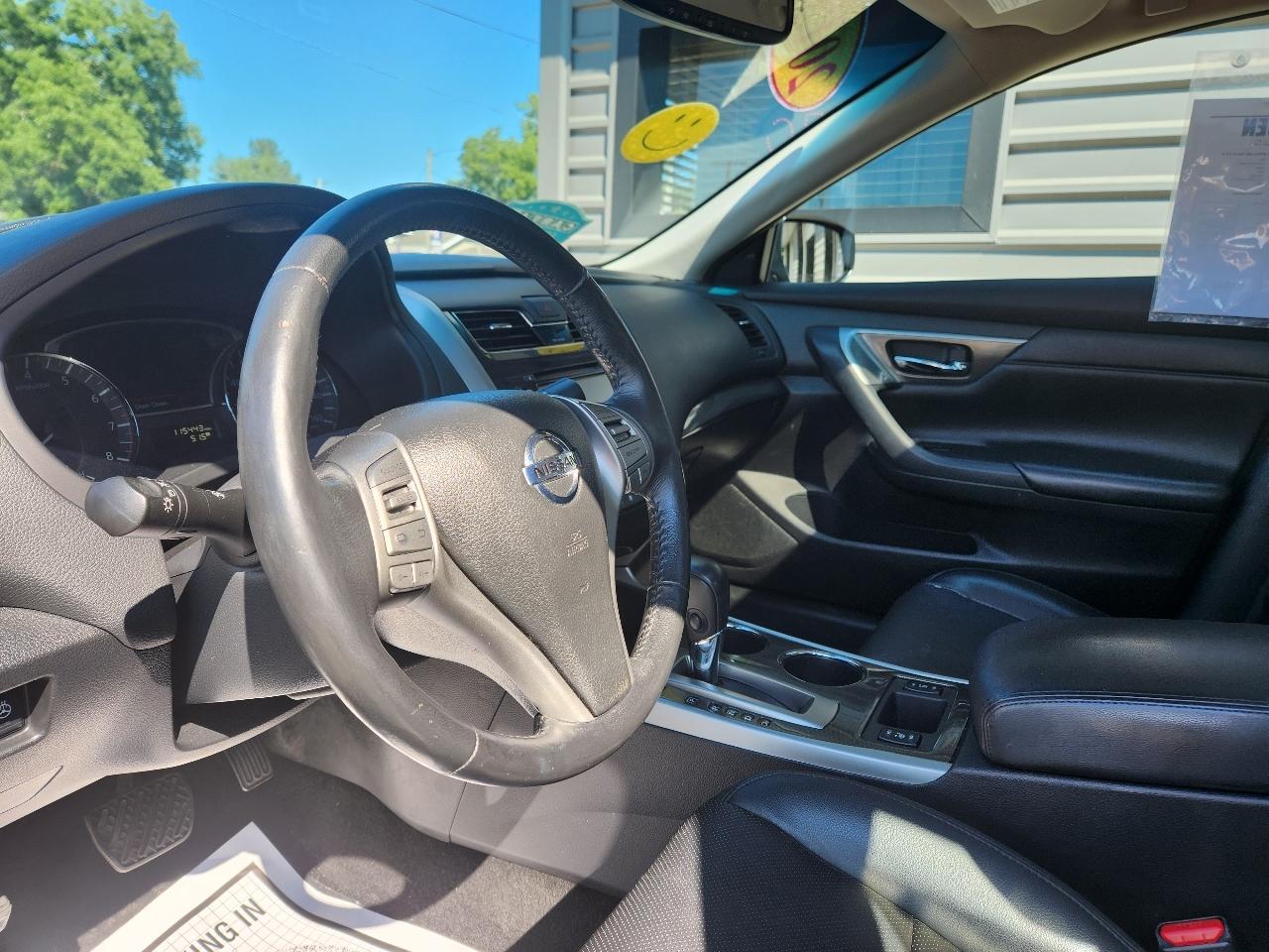 Nissan Altima 4dr Sdn I4 2.5 SL 2015