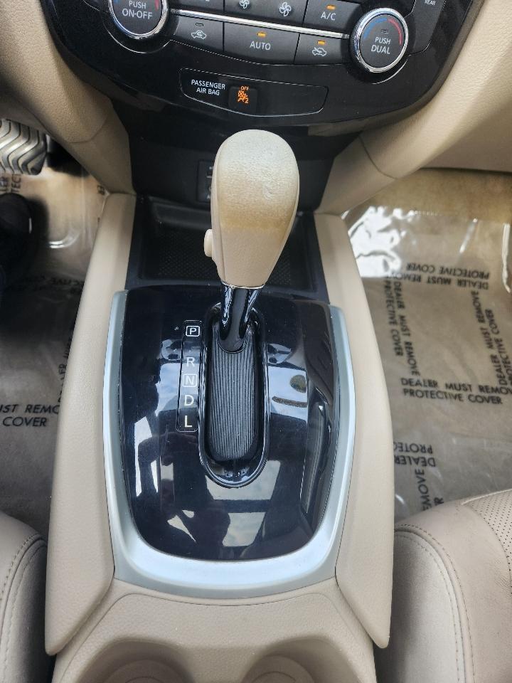 Nissan Rogue AWD 4dr SL 2014