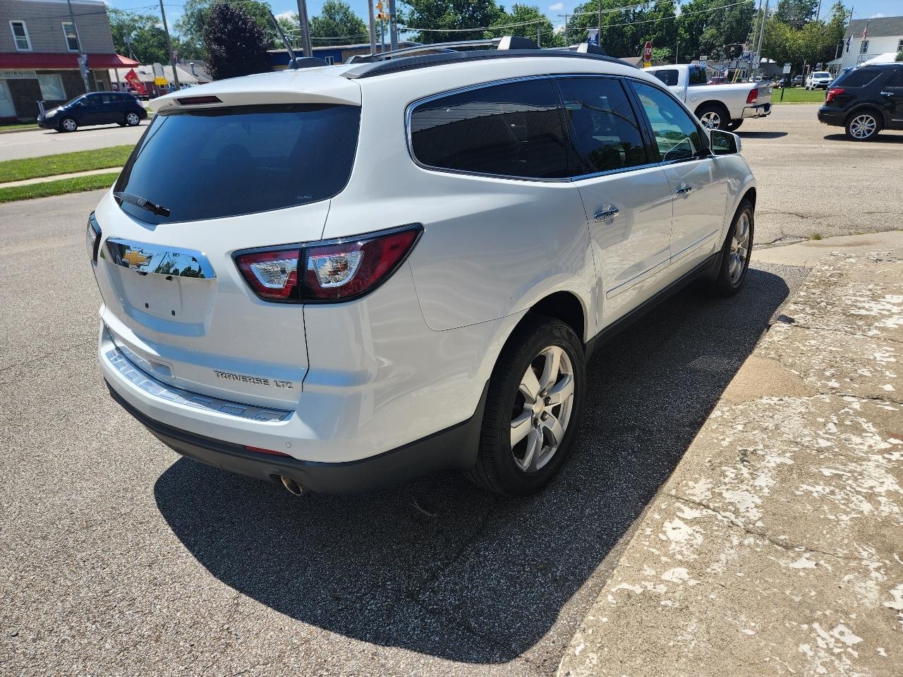 Chevrolet Traverse AWD 4dr LTZ 2016