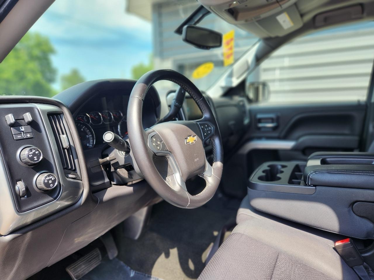 Chevrolet Silverado 1500 4WD Crew Cab 143.5" LT w/1LT 2014