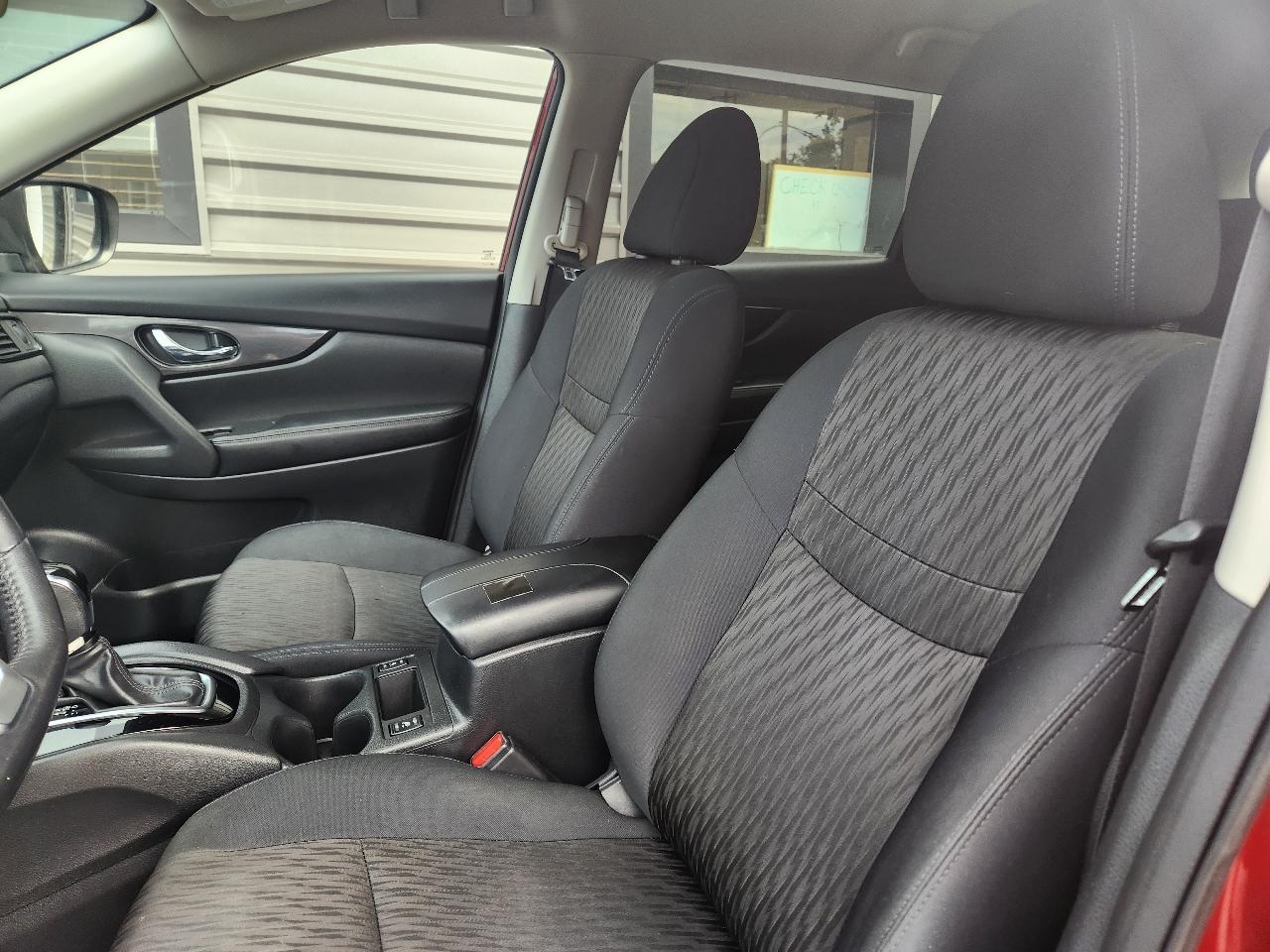 Nissan Rogue AWD SV 2018