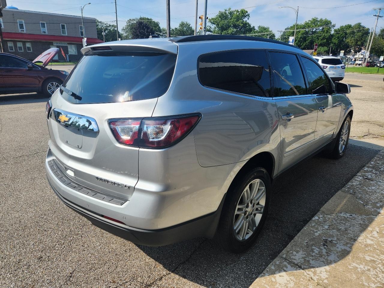 Chevrolet Traverse AWD 4dr LT w/1LT 2015