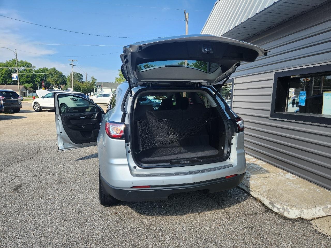 Chevrolet Traverse AWD 4dr LT w/1LT 2015