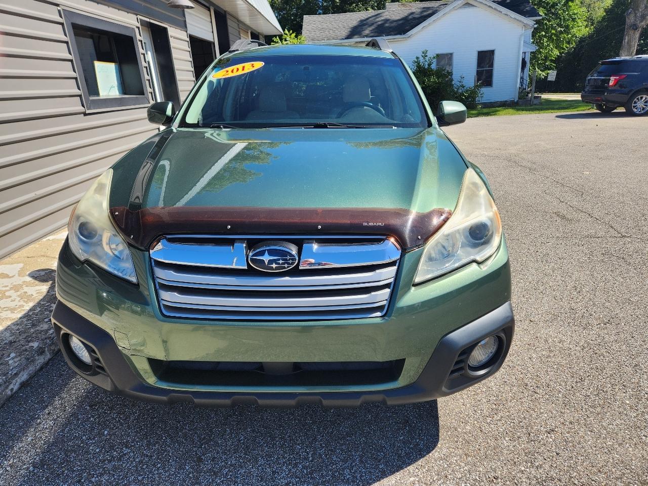 Subaru Outback photo 2