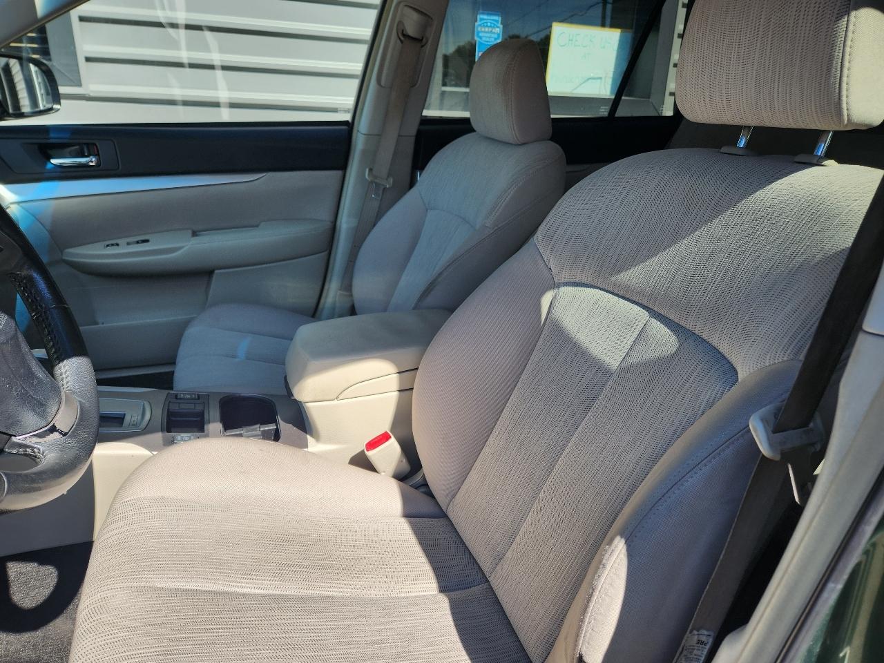 Subaru Outback photo 9