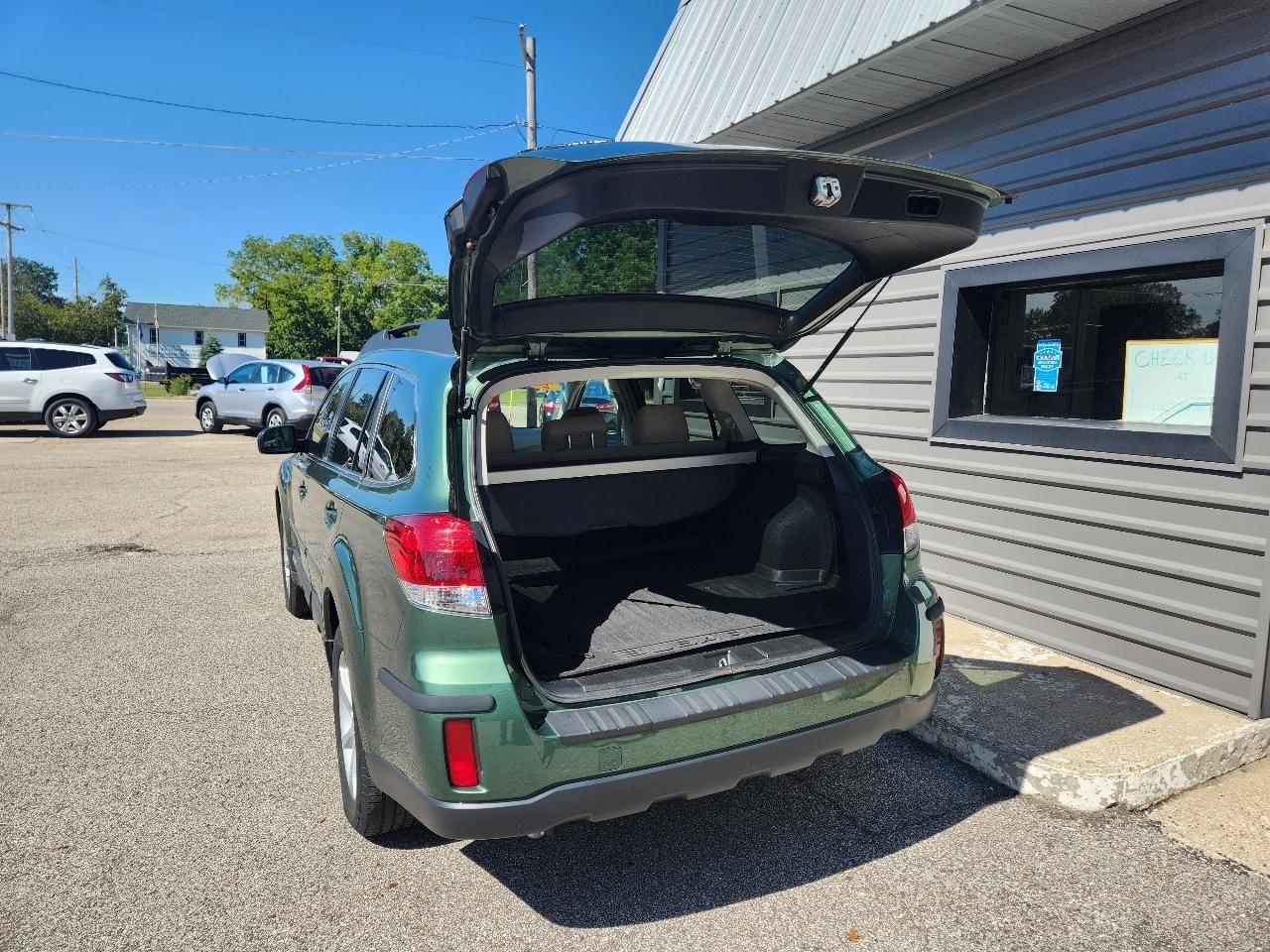 Subaru Outback photo 14