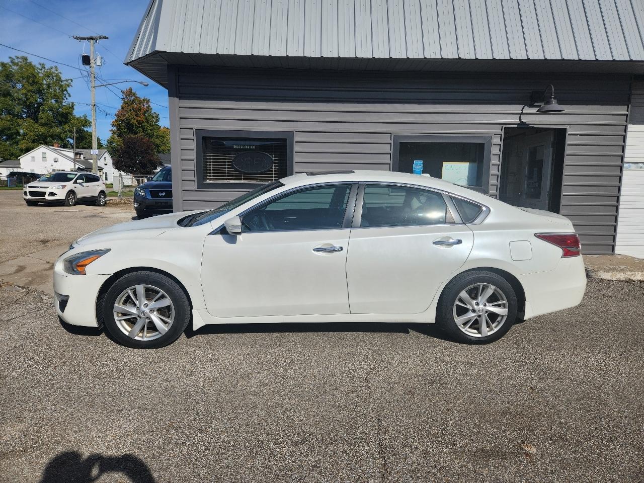 Nissan Altima 4dr Sdn I4 2.5 SV 2015
