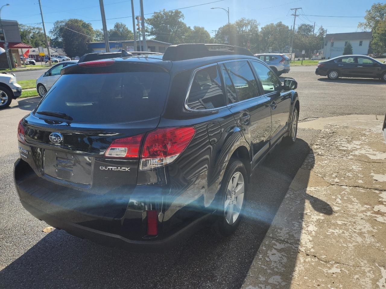 Subaru Outback 4dr Wgn H4 Auto 2.5i Premium 2014