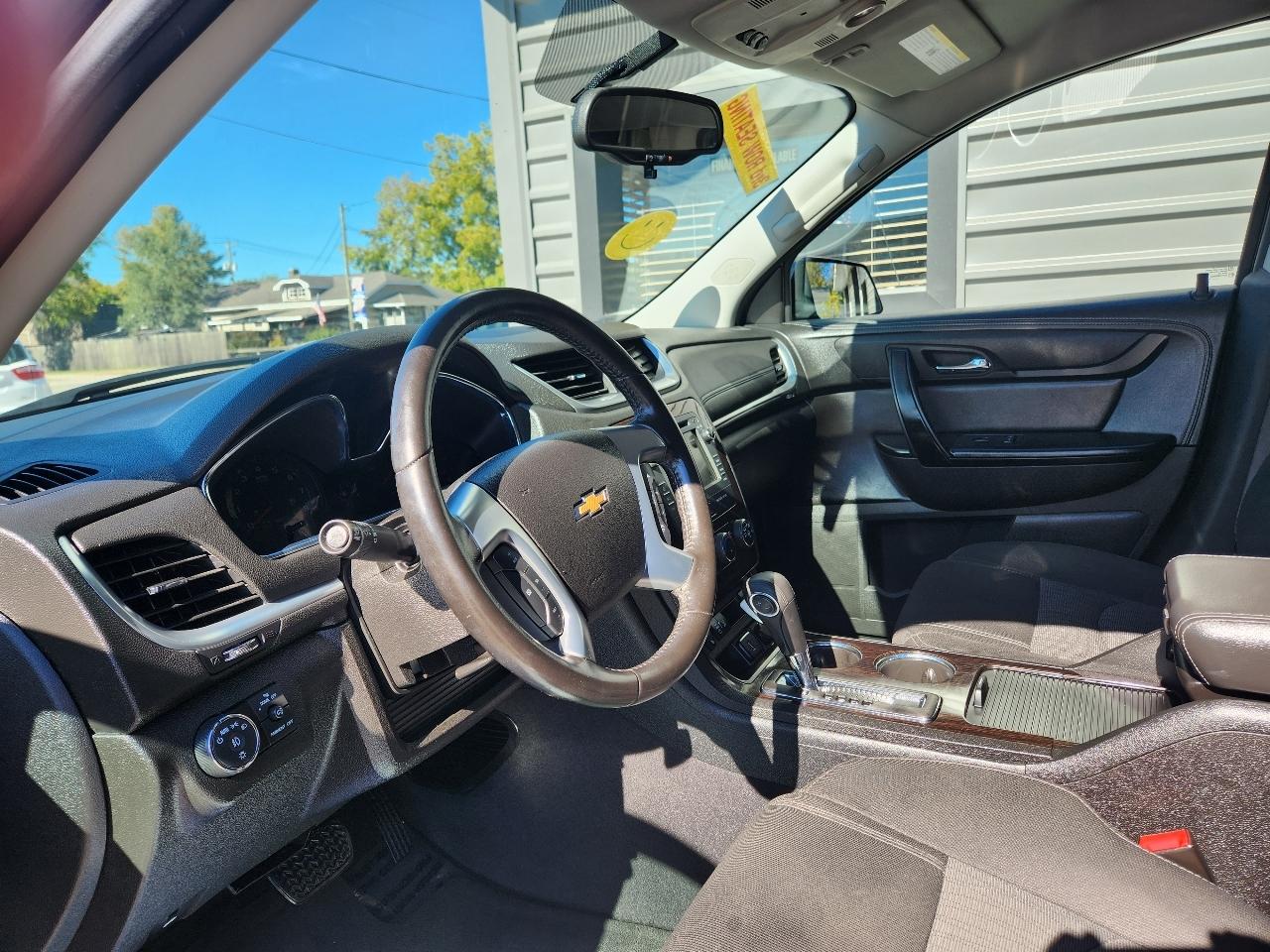 Chevrolet Traverse FWD 4dr LT w/1LT 2015