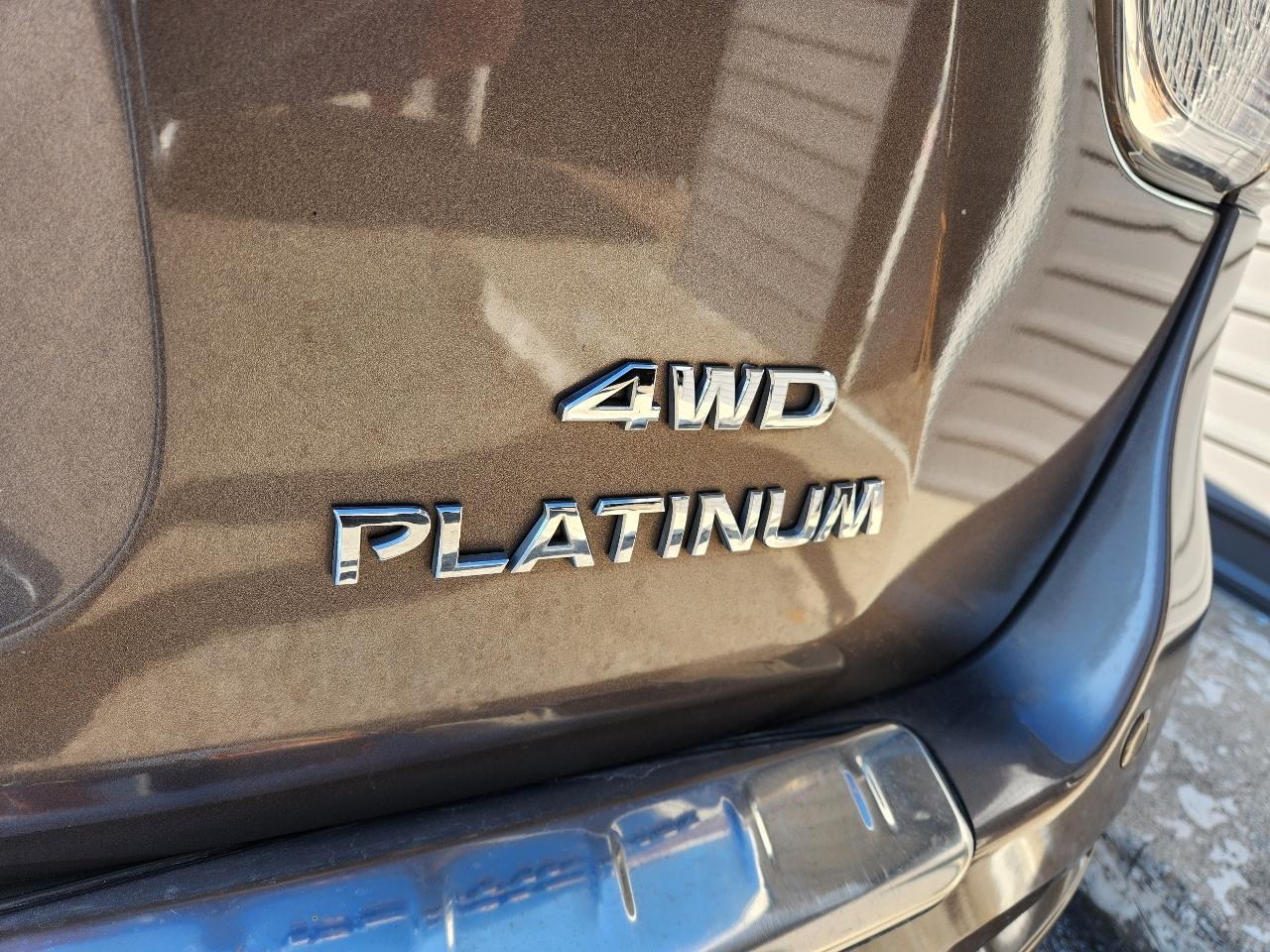 Nissan Pathfinder 4WD 4dr Platinum 2013