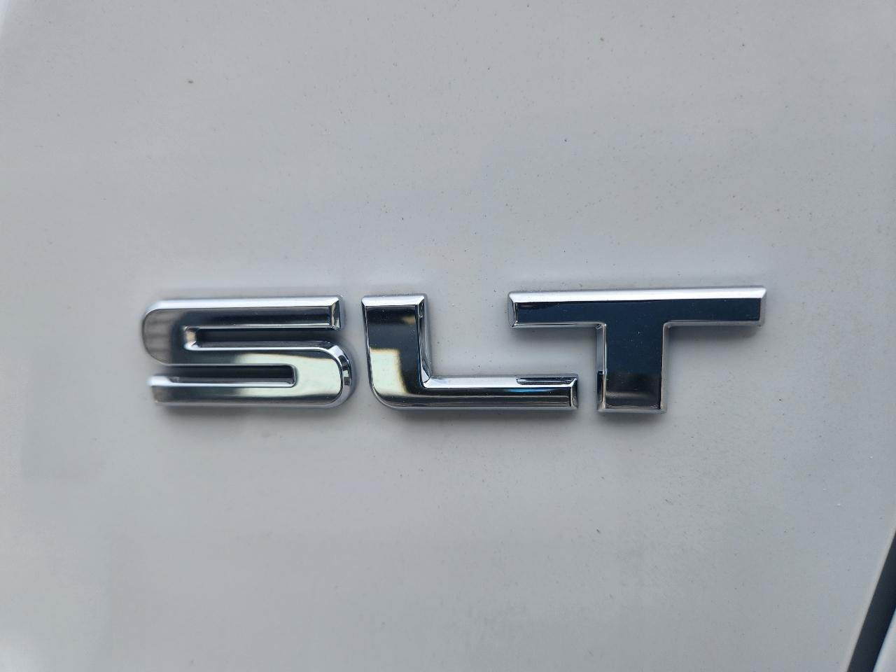 GMC Acadia FWD 4dr SLT w/SLT-1 2018