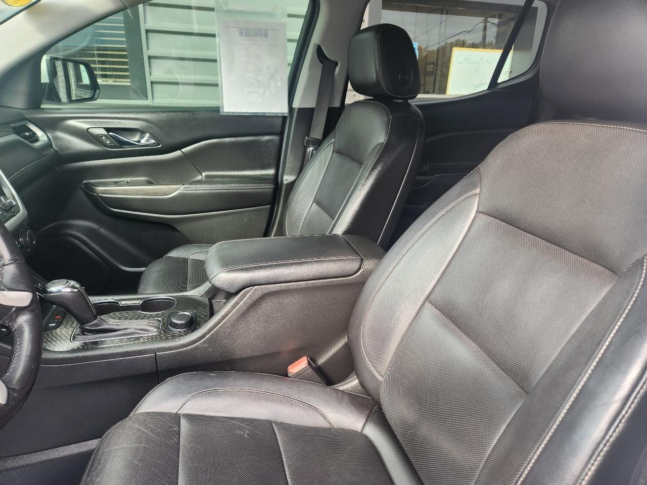 GMC Acadia FWD 4dr SLT w/SLT-1 2018