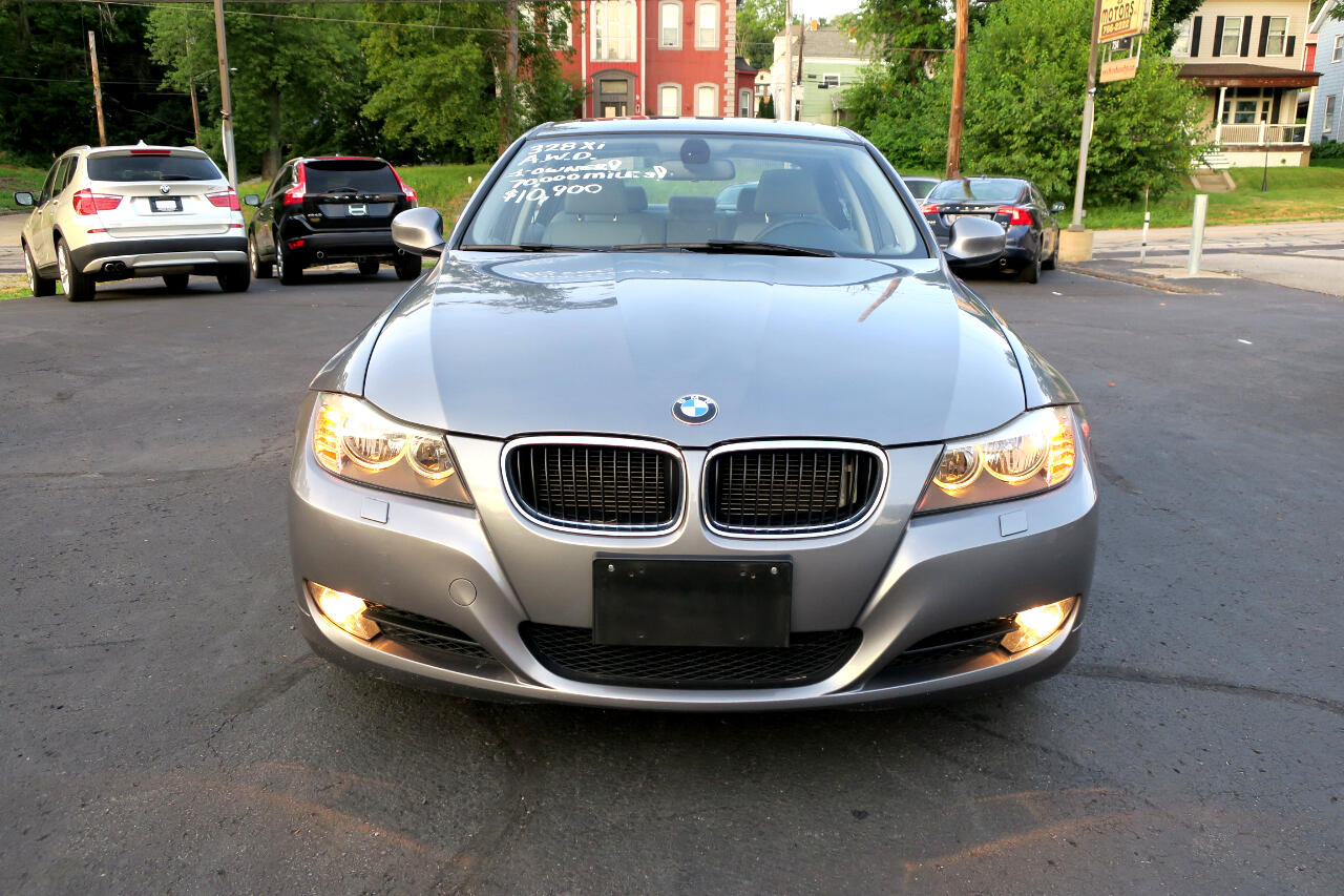 BMW 3-Series 328i xDrive SA 2011 BMW 3-Series 328i xDrive SA 2011