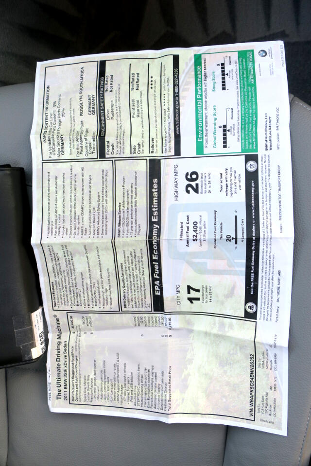 BMW 3-Series 328i xDrive SA 2011 BMW 3-Series 328i xDrive SA 2011